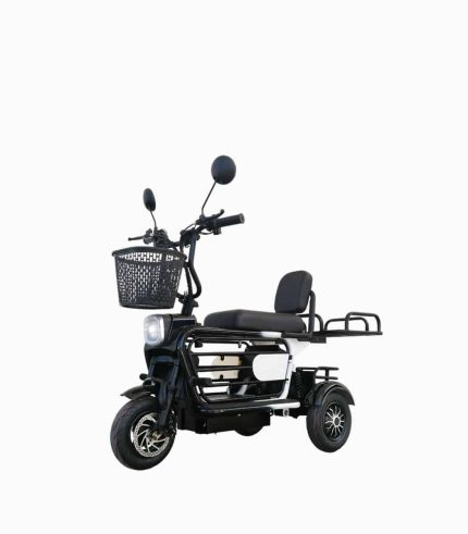 MOBOT Harli 3W (BLACK20AH) mobility scooter angled left