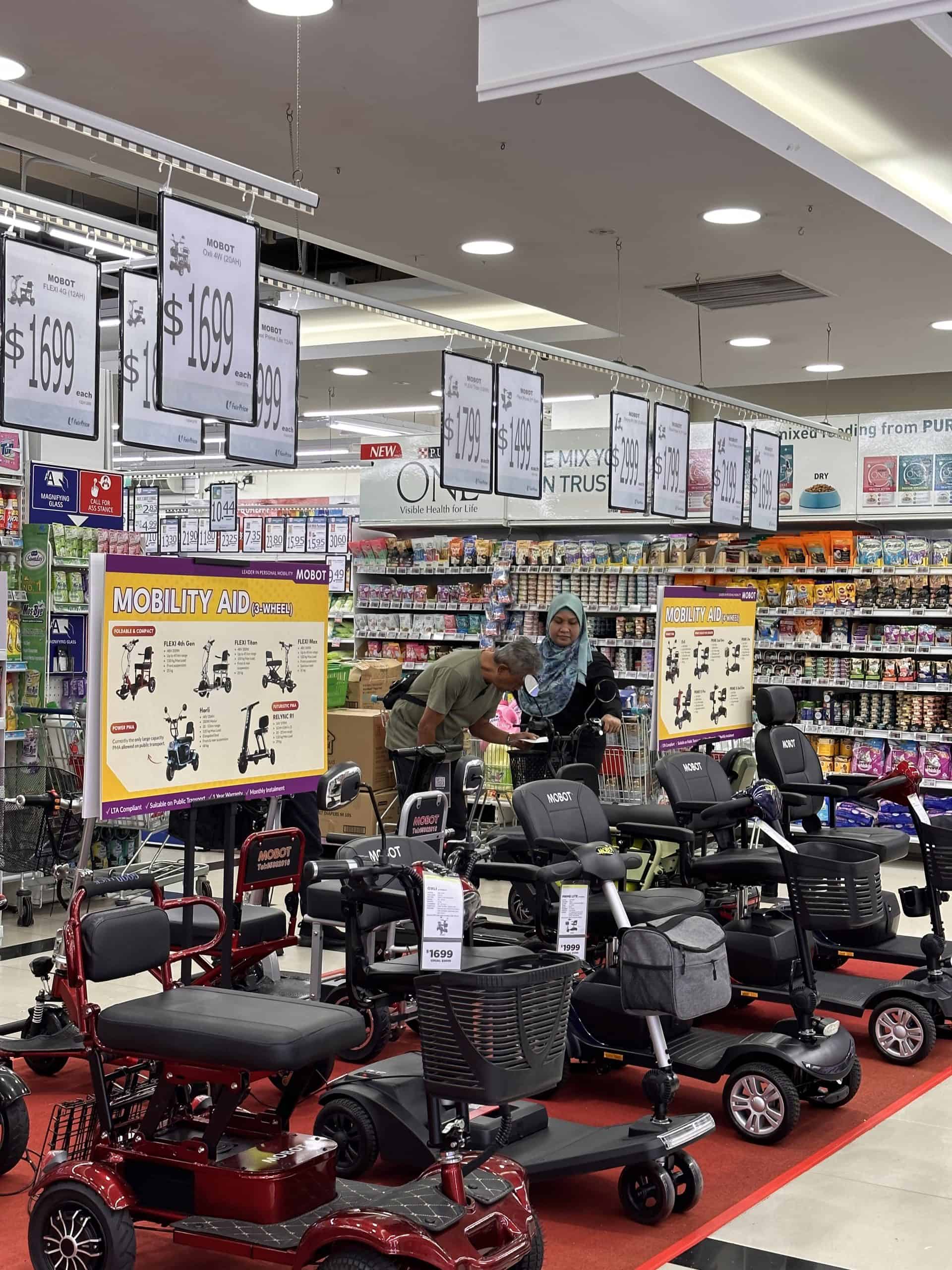 MOBOT PMA PARADISE BUKIT MERAH CENTRAL FAIRPRICE PMA MOBILITY SCOOTER ELECTRIC WHEELCHAIR
