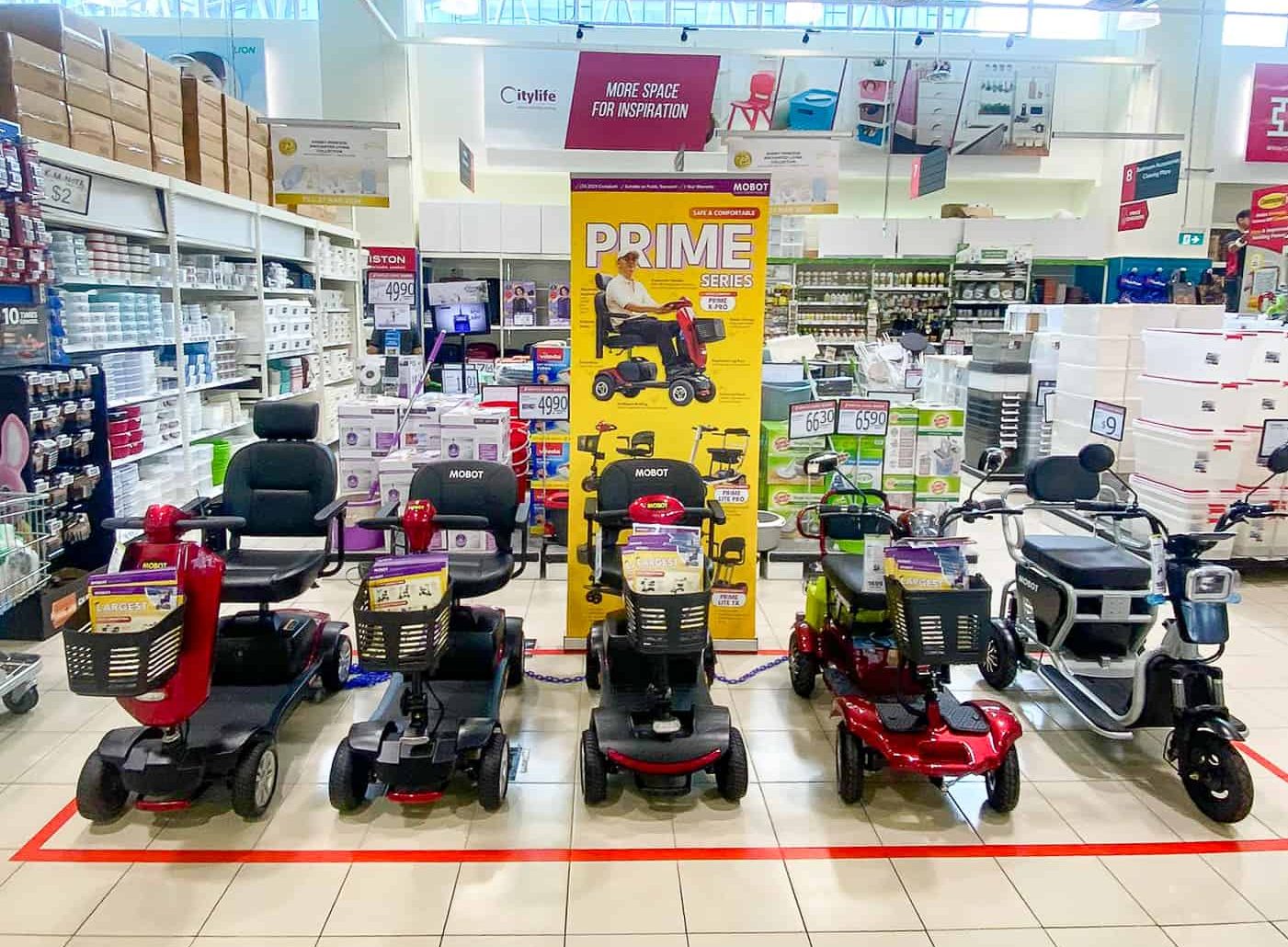 Prime series Mobot CBP e1709203901704 - Press release: MOBOT’s PMA series is now available at FairPrice Xtra (Changi Business Park)