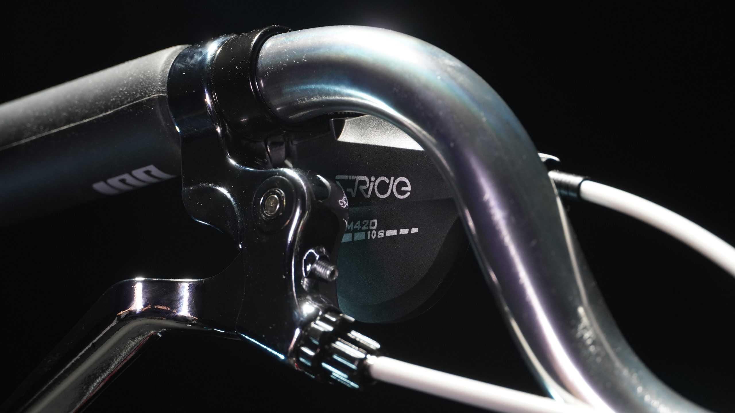 C7 Shifter scaled - Press Release: Announcing the New ROYALE Pro Series by MOBOT - Revolutionising Foldable Bicycles