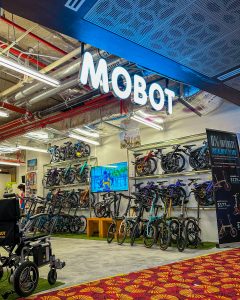 MOBOT CHINATOWN POINT BICYCLE EBIKE MOBILITY SCOOTER FRONT 240x300 - Mobility Scooter and Electric Wheelchair Rental Singapore